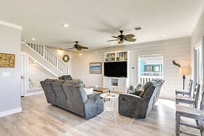 Walk to Coast: Crystal Beach Gem w/ Deck & Views