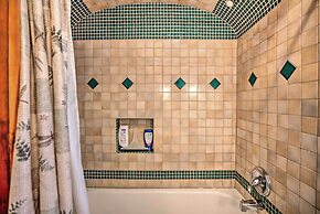 Cozy Cedarburg House - Walk to Historic Downtown!