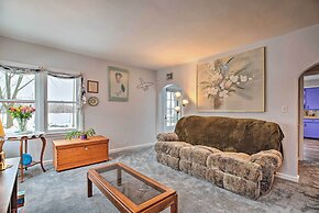 Cozy Cedarburg House - Walk to Historic Downtown!