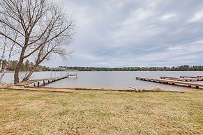 Boat Dock & Furnished Deck: Northwoods Lake House