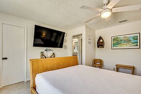 Outdoor Oasis: Canal-front Home in Crystal River