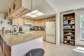 Outdoor Oasis: Canal-front Home in Crystal River