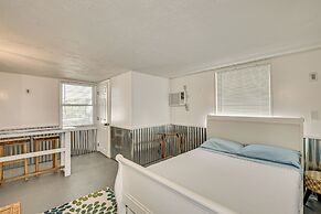 Outdoor Oasis: Canal-front Home in Crystal River