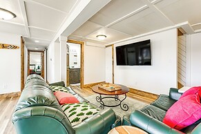 Family-friendly Lakefront Retreat in Tomahawk!