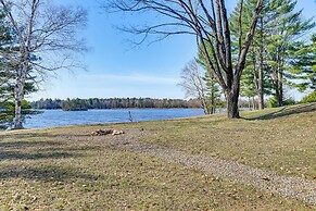 Family-friendly Lakefront Retreat in Tomahawk!