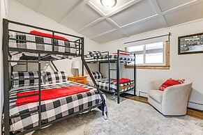 Family-friendly Lakefront Retreat in Tomahawk!