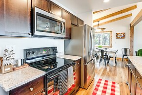 Family-friendly Lakefront Retreat in Tomahawk!