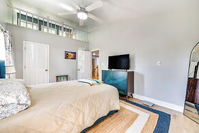 Lakefront Paradise w/ Private Dock in Lexington