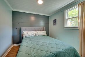 Lakefront Paradise w/ Private Dock in Lexington