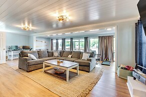 Lakefront Paradise w/ Private Dock in Lexington