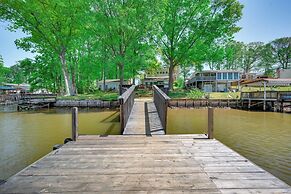Lakefront Paradise w/ Private Dock in Lexington