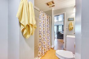 Lakefront Paradise w/ Private Dock in Lexington