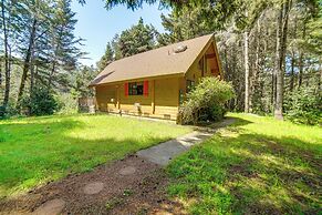 Hot Tub, 1 Mi to Beach: 12-acre Fort Bragg Cabin!