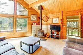 Hot Tub, 1 Mi to Beach: 12-acre Fort Bragg Cabin!