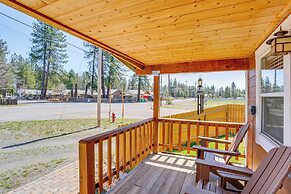 < 1 Mi to Lake Almanor: Home w/ Furnished Decks!