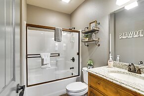 Game Room & Hot Tub: Spacious Retreat in Hollister