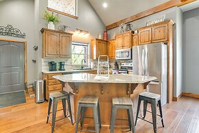 Game Room & Hot Tub: Spacious Retreat in Hollister