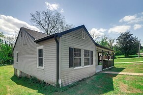6 Mi to Crowders Mountain: Peaceful Home w/ Porch