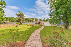 Private Dock + Porch: Lake Blackshear Retreat
