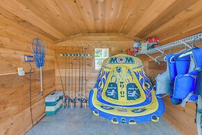 Private Dock + Porch: Lake Blackshear Retreat