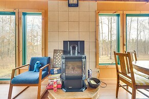 1 Mi to South Twin Lake: Cabin w/ Deck in Trego!