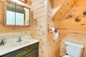 1 Mi to South Twin Lake: Cabin w/ Deck in Trego!