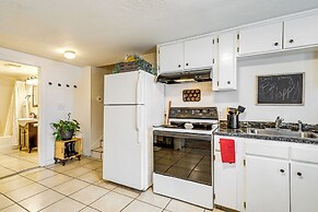 1 Mi to Mountain Loop Highway: Cozy Home w/ Yard!