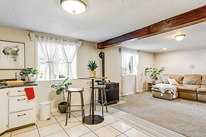 1 Mi to Mountain Loop Highway: Cozy Home w/ Yard!