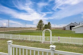 Tennis Court & Deck: Pet-friendly Charles City Gem