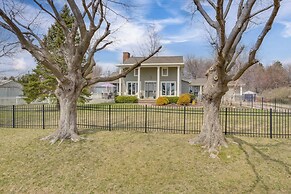 Tennis Court & Deck: Pet-friendly Charles City Gem