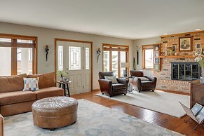 Tennis Court & Deck: Pet-friendly Charles City Gem