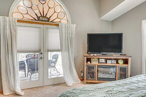 Tennis Court & Deck: Pet-friendly Charles City Gem