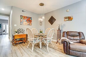 WFH Friendly, Pool Access: Houston Townhome!