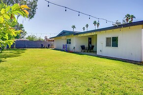 Fire Pit & Games: Family-friendly Retreat in Mesa!