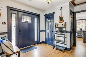 1 Mi to Gatlinburg Strip: Cozy Cabin w/ Fire Pit