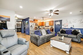 1 Mi to Gatlinburg Strip: Cozy Cabin w/ Fire Pit