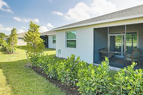 15 Mi to Downtown Fort Myers: Golf Getaway