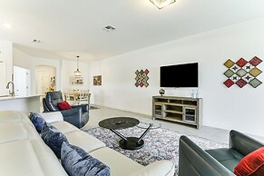 15 Mi to Downtown Fort Myers: Golf Getaway