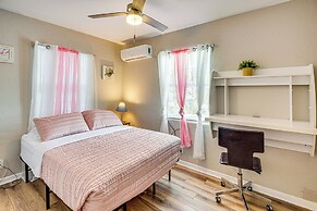 4 Mi to Daytona Boardwalk & Beaches: Cute Cottage