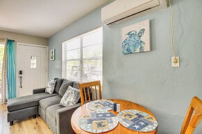 4 Mi to Daytona Boardwalk & Beaches: Cute Cottage