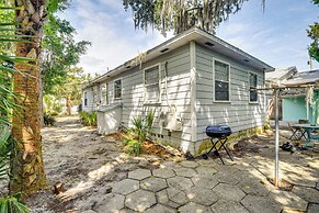 4 Mi to Daytona Boardwalk & Beaches: Cute Cottage