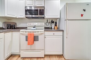 7 Mi to Downtown: Toledo Apt Near Franklin Park