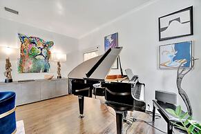 The Royale 2B 4B Luxury Garden Pool Yoga Room