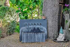 The Royale 2B 4B Luxury Garden Pool Yoga Room