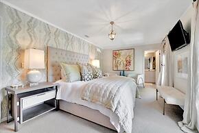 The Royale 2B 4B Luxury Garden Pool Yoga Room