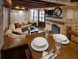 Arachova Nest in the Village by GHH
