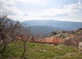 Arachova Nest in the Village by GHH