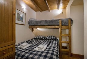 Arachova Nest in the Village by GHH