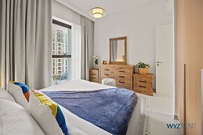 Urban Glam 1 BR in Surf 2-Creek Beach