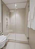 Urban Glam 1 BR in Surf 2-Creek Beach